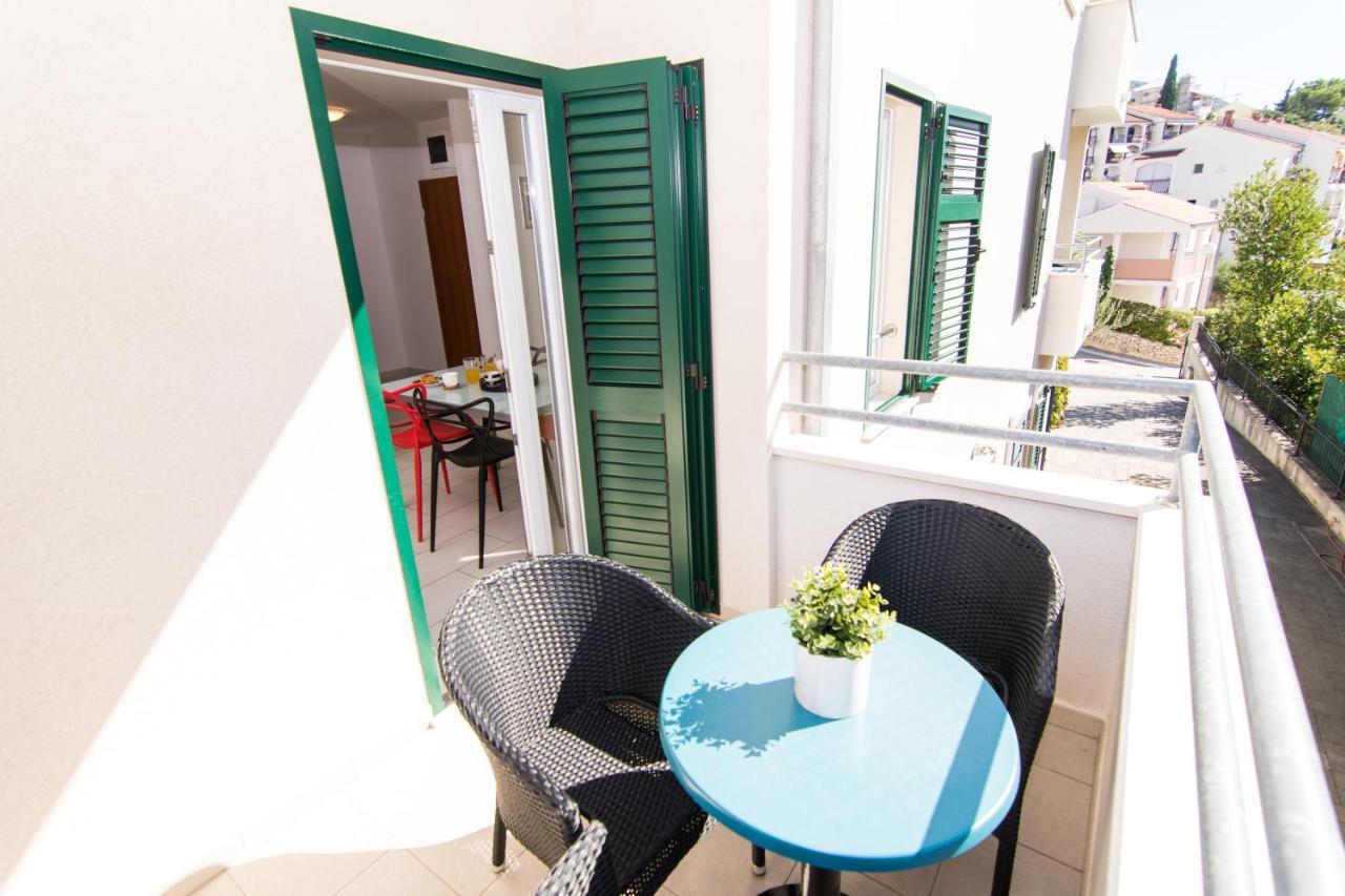 Apartments Rici Bol Extérieur photo